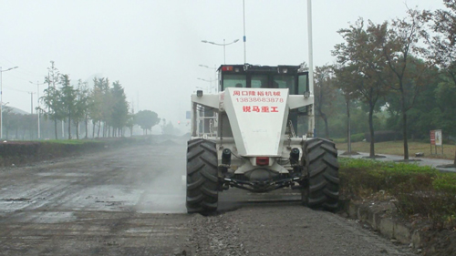 WR2300L，上海青浦大三渣路基冷再生