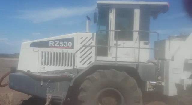 RZ530，阿根廷冷再生施工